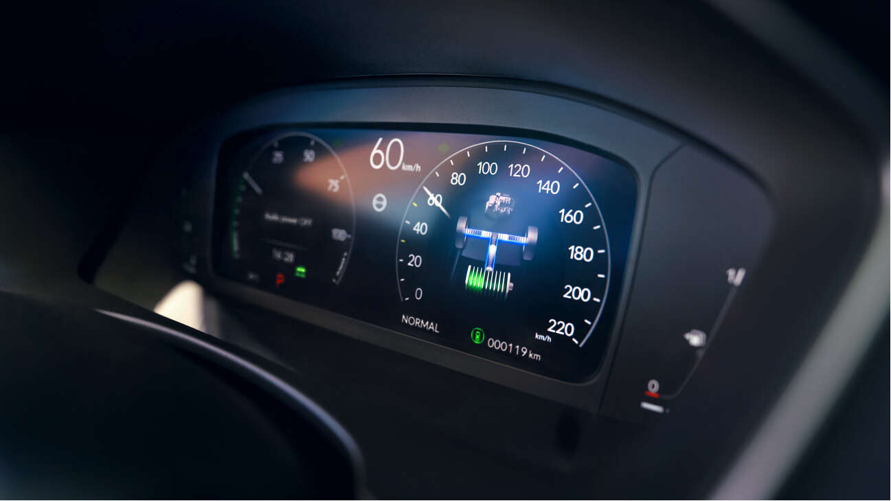 Detailný záber na digitálny displej s uhlopriečkou 10,2" modelu Honda Civic e:HEV.