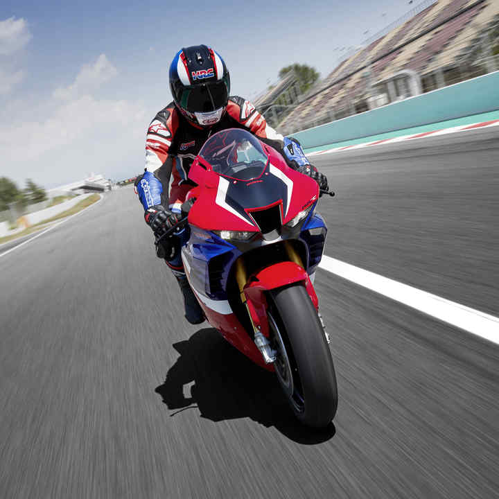 Honda CBR1000RR-R Fireblade SP, predná strana, priblíženie detailov